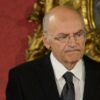 Il-Kummissarju Għall-Istandards Għandu D-Dmir Jgħolli L-Istandards Fil-Ħajja Pubblika, Mhux Ibaxxihom